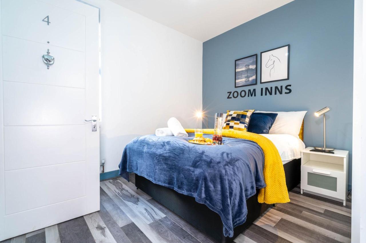 Chic Studio Oasis, West Midlands! Apartment Бирмингам Екстериор снимка